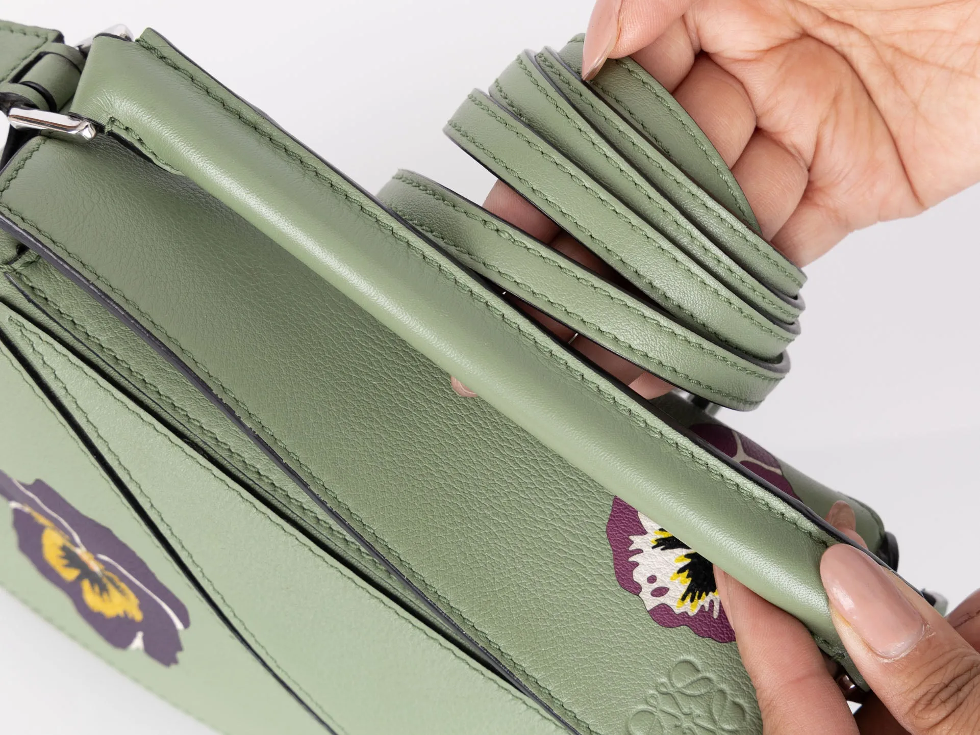 Loewe 2021 Pansies Joe Brainard Mini Puzzle