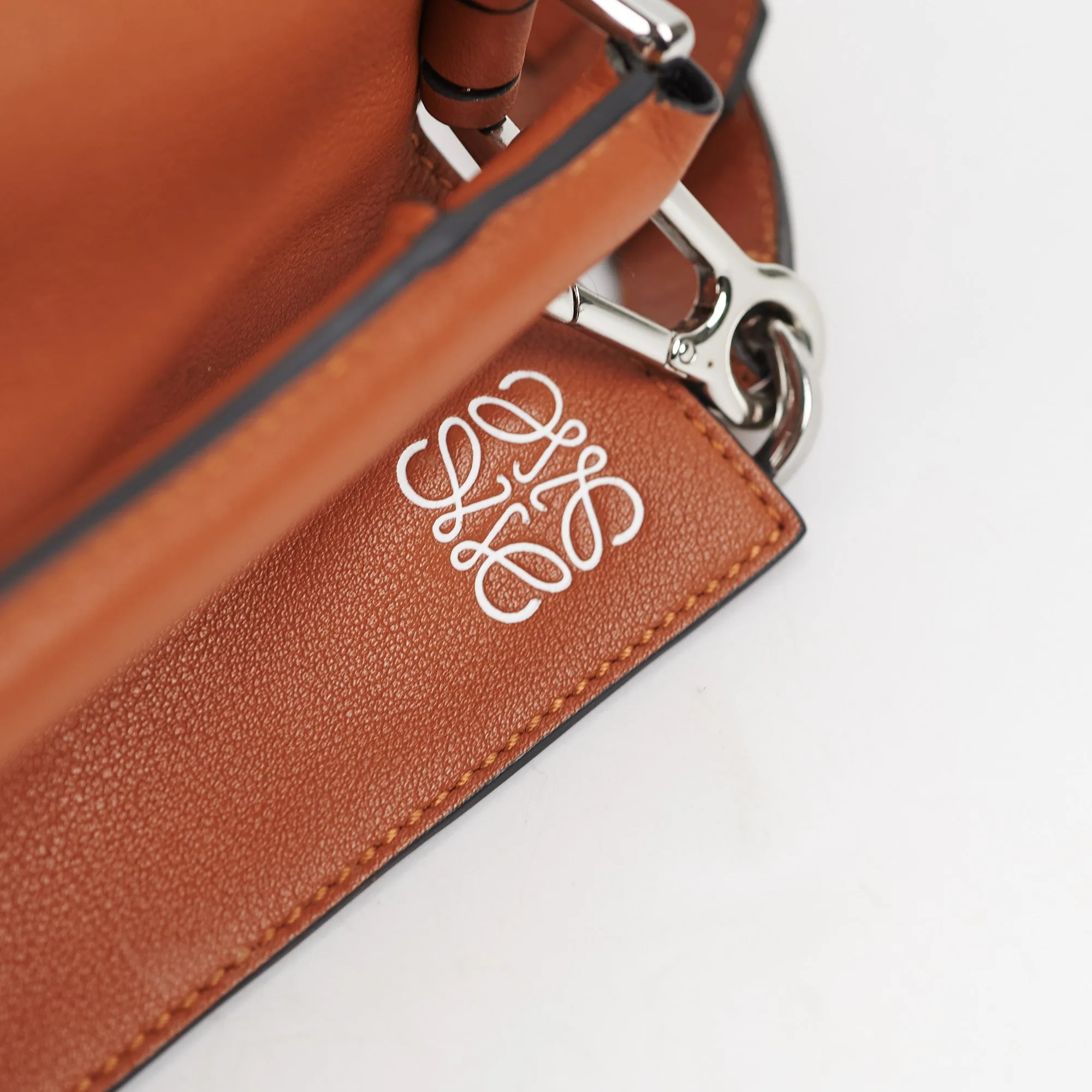 Loewe Medium Puzzle Bag Tan