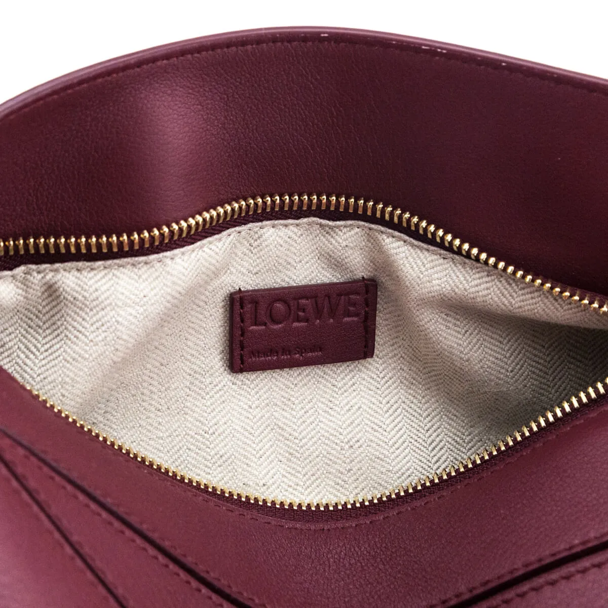 Loewe Wild Berry Small Puzzle Bag