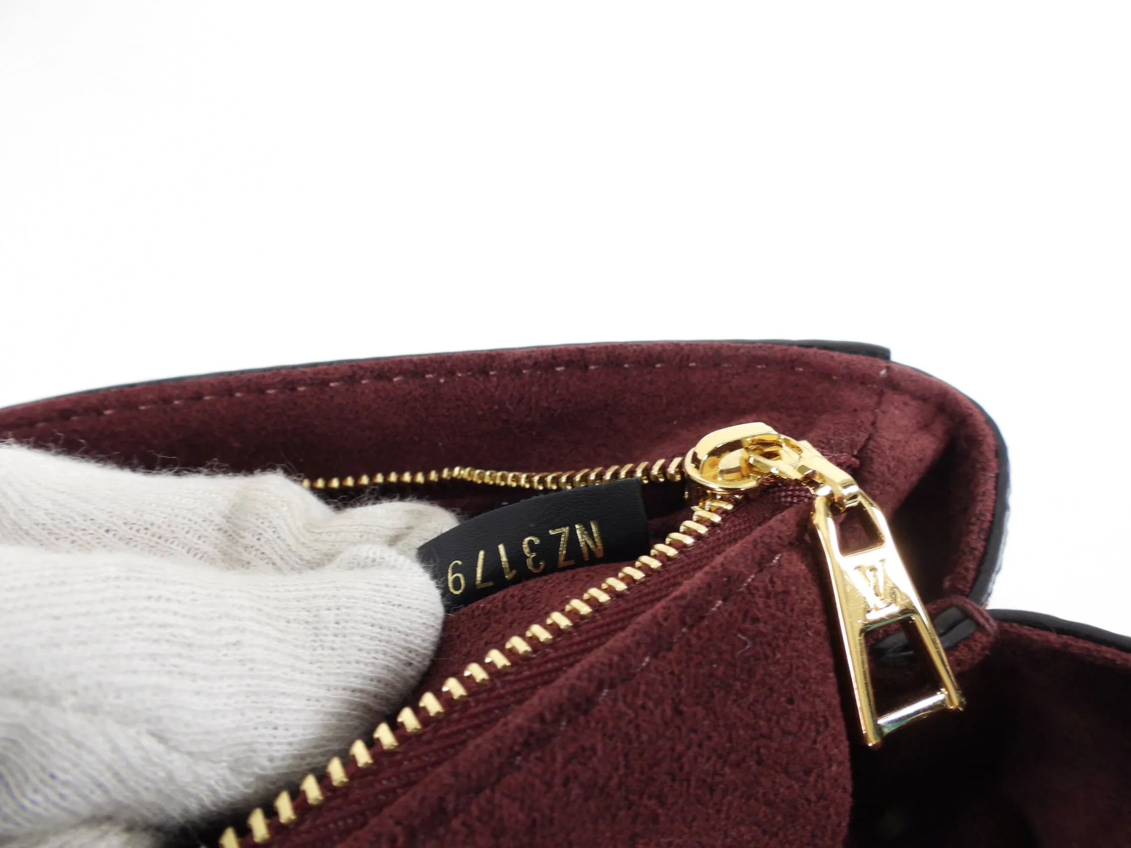 Louis Vuitton Vavin Chain PM Damier Ebene Burgundy Shoulder Bag