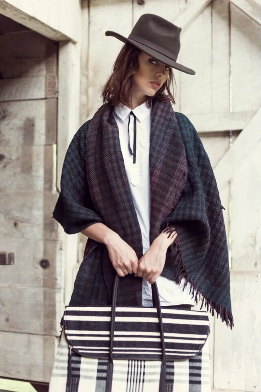 Mercado Global Fair Trade Matea Weekender Bag