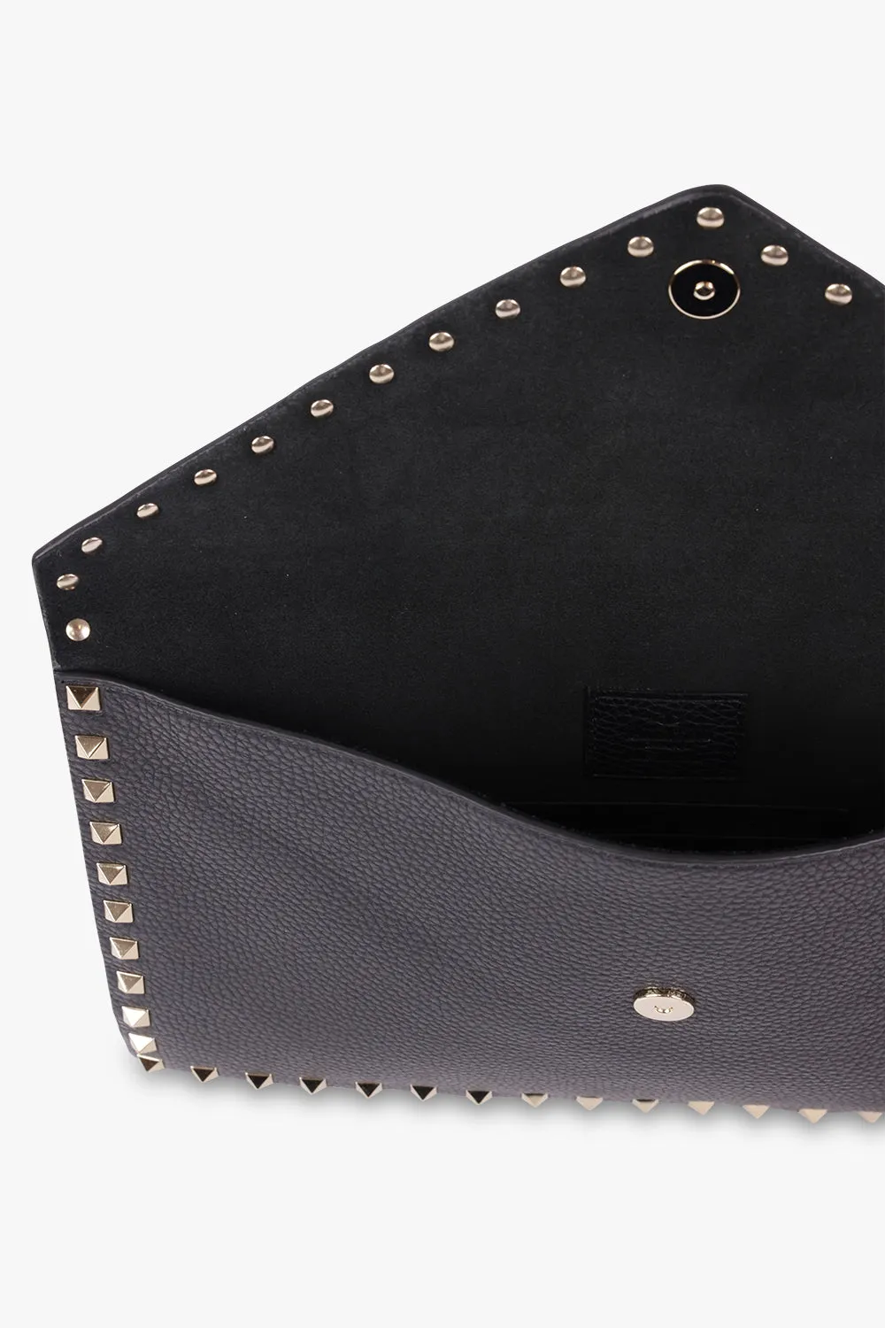 ROCKSTUD LARGE POUCH GRAINED | BLACK