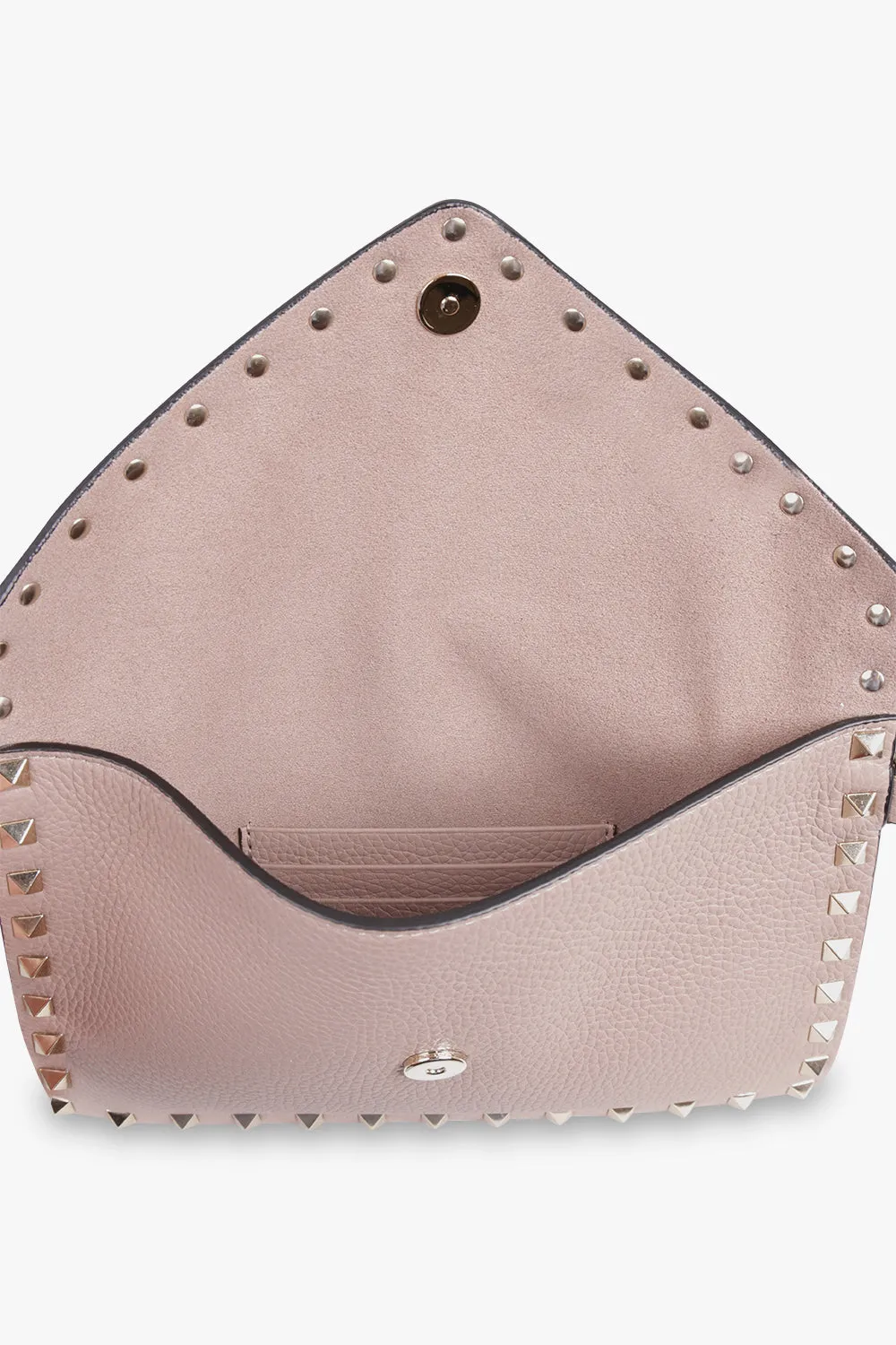 ROCKSTUD MEDIUM POUCH GRAINED | POUDRE